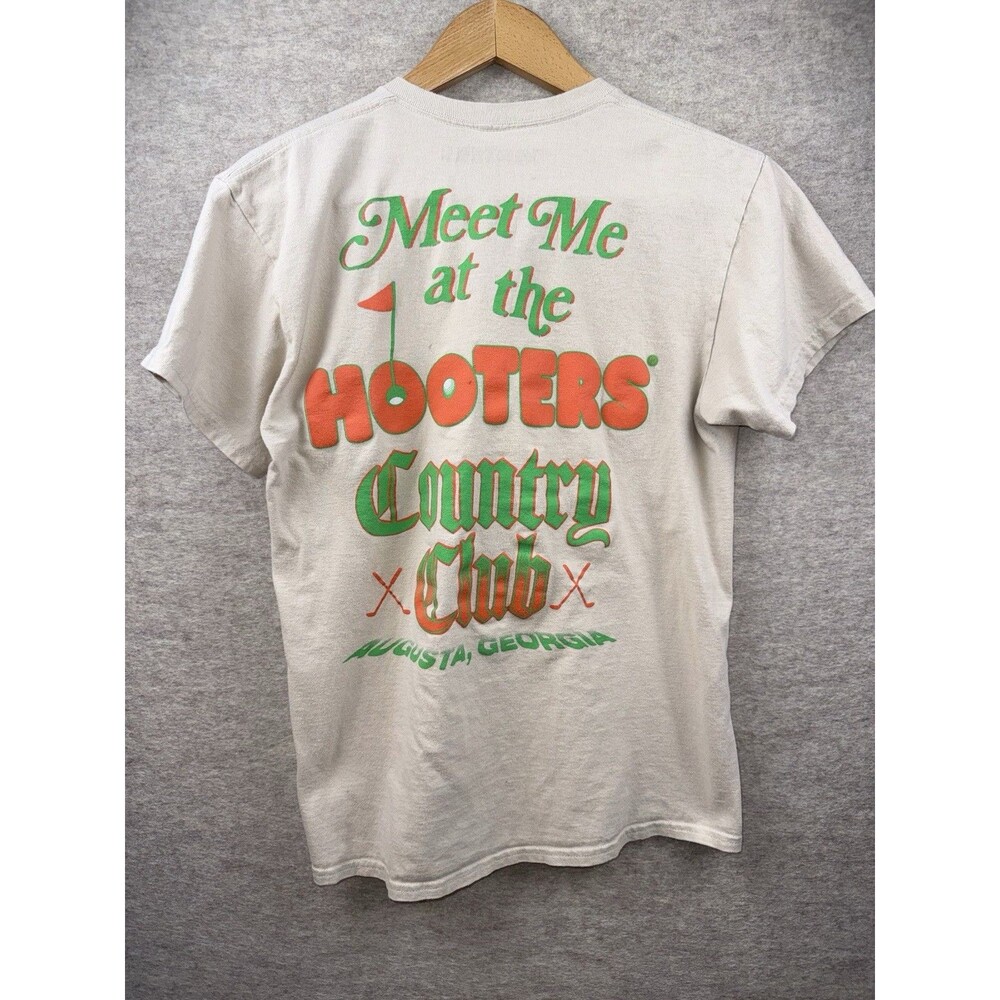 Hooters Men’s Size M Beige Tshirt Augusta Georgia Stain
